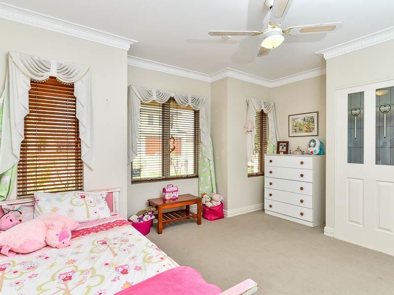 10 Balmain Tce, Alkimos WA 6038