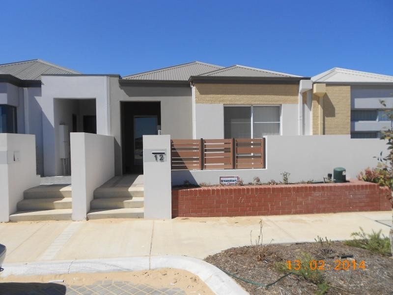 12 Balmain Tce, Alkimos WA 6038