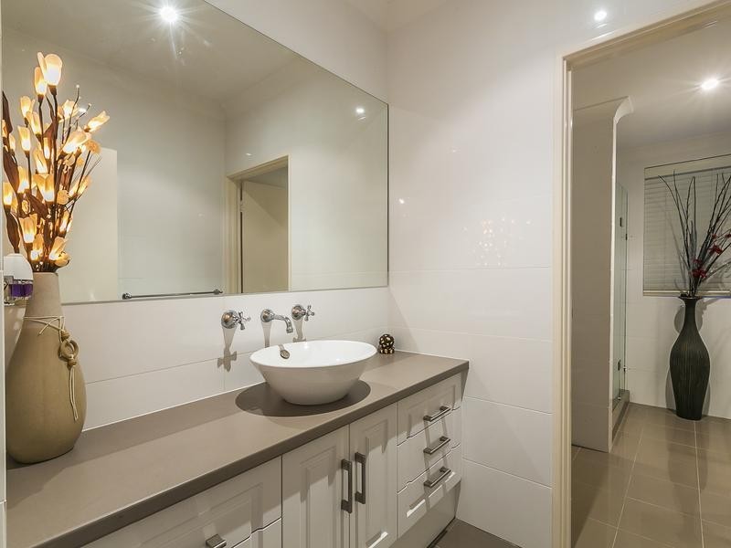 14A Gnobar Way, Mullaloo WA 6027