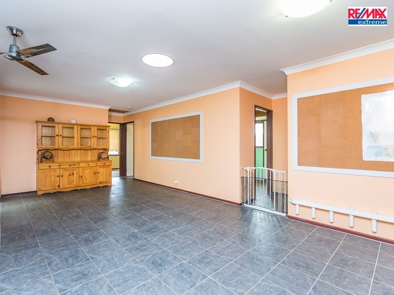4 Deltoid Place, Heathridge WA 6027