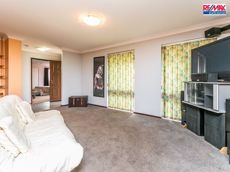 4 Deltoid Place, Heathridge WA 6027