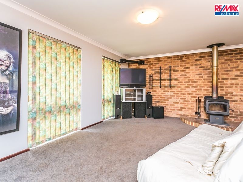 4 Deltoid Place, Heathridge WA 6027