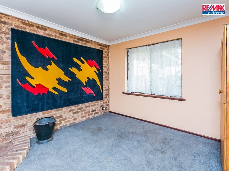 4 Deltoid Place, Heathridge WA 6027