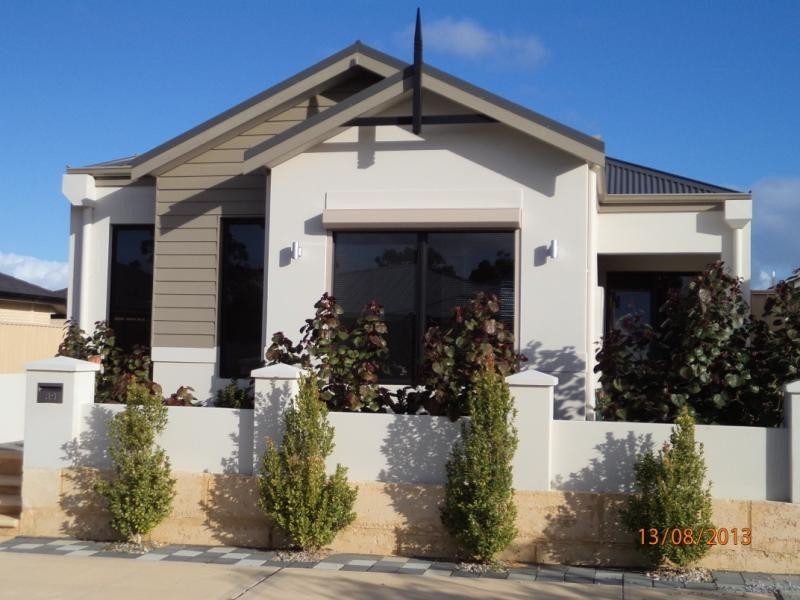 39 Eastwall Parkway, Butler WA 6036