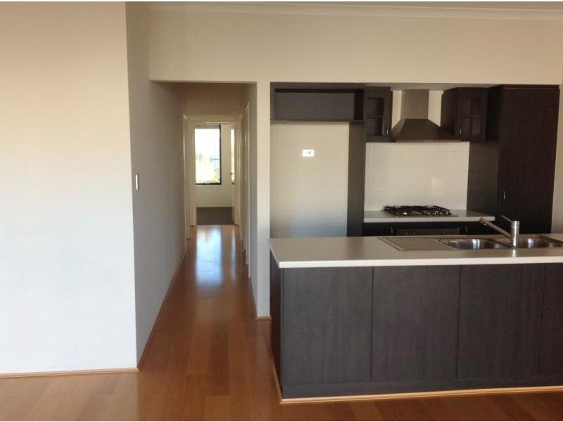 39 Eastwall Parkway, Butler WA 6036