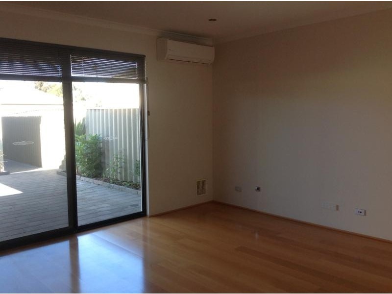 39 Eastwall Parkway, Butler WA 6036