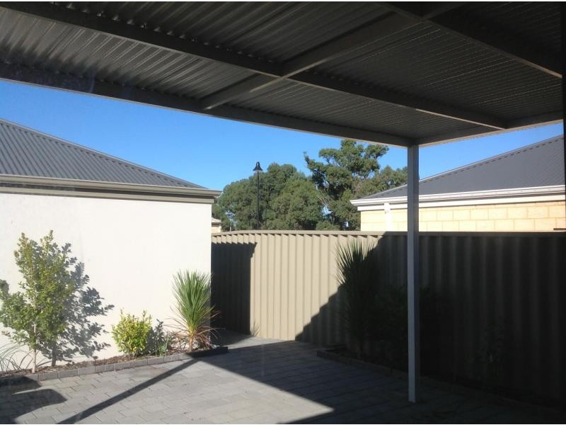 39 Eastwall Parkway, Butler WA 6036