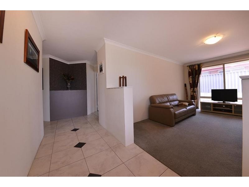 16 Agasse Way, Tapping WA 6065