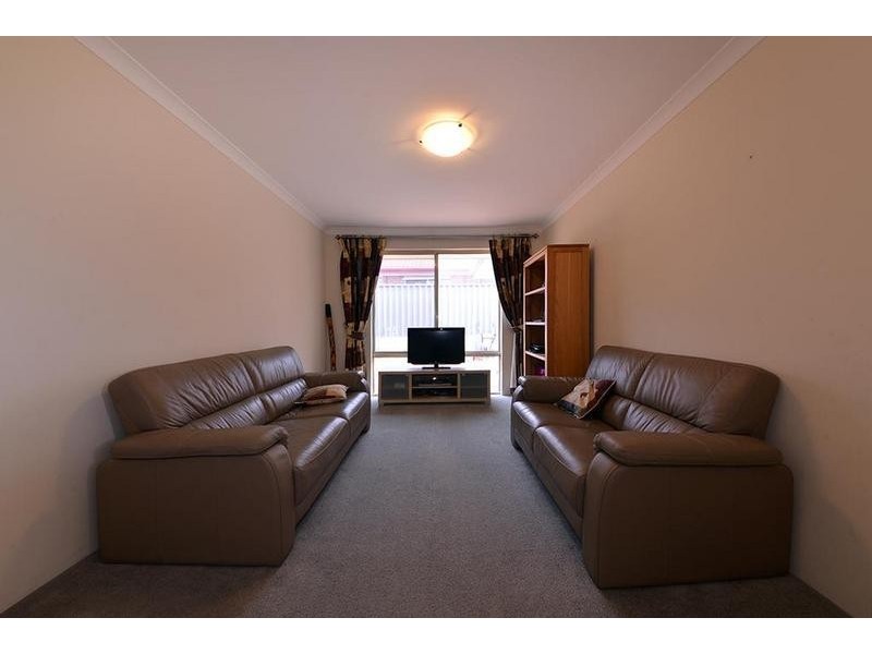 16 Agasse Way, Tapping WA 6065