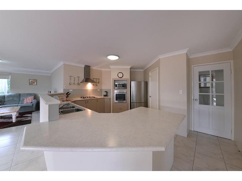 16 Agasse Way, Tapping WA 6065