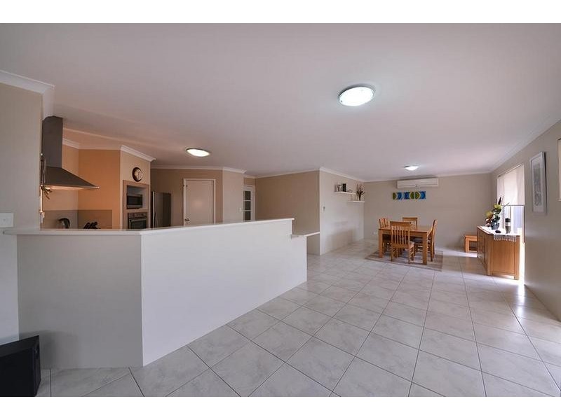 16 Agasse Way, Tapping WA 6065