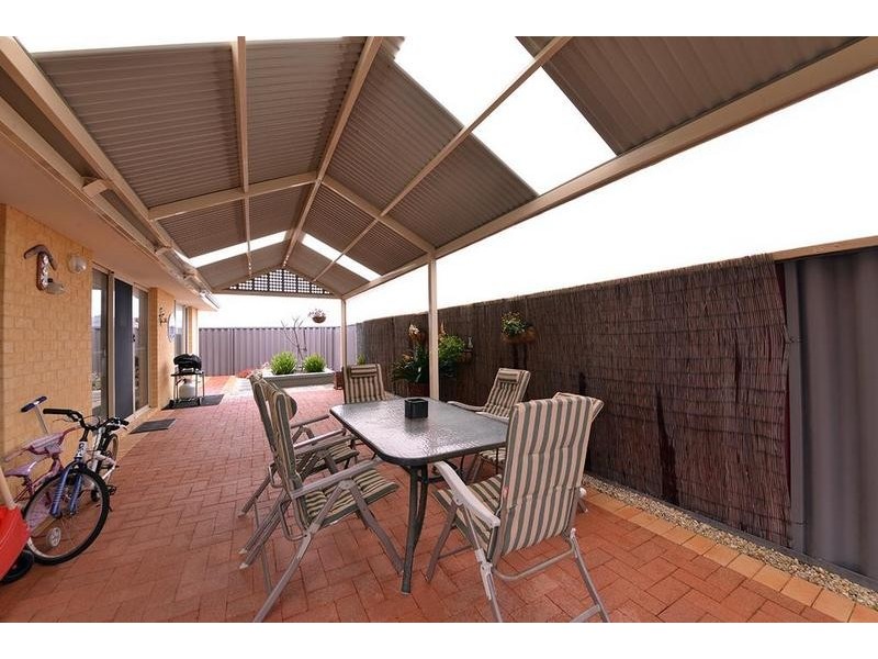 16 Agasse Way, Tapping WA 6065