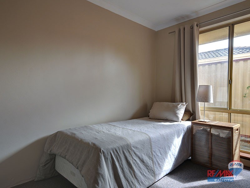 11 Greenfields Circle, Hocking WA 6065