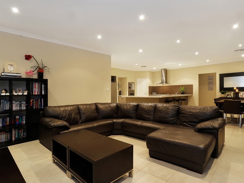 19 Clontarf Way, Butler WA 6036