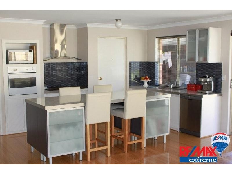 10 Sykes Cove, Clarkson WA 6030