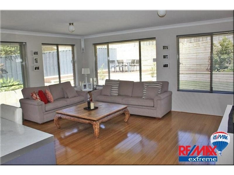 10 Sykes Cove, Clarkson WA 6030