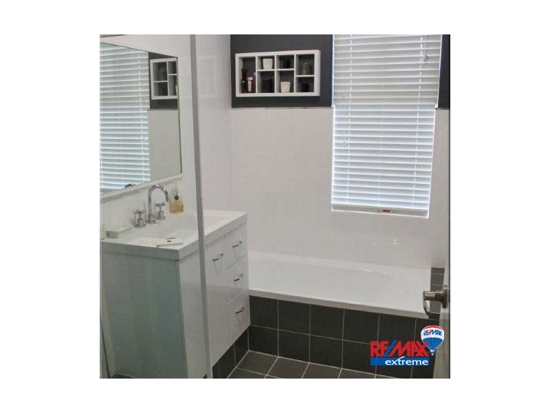 10 Sykes Cove, Clarkson WA 6030