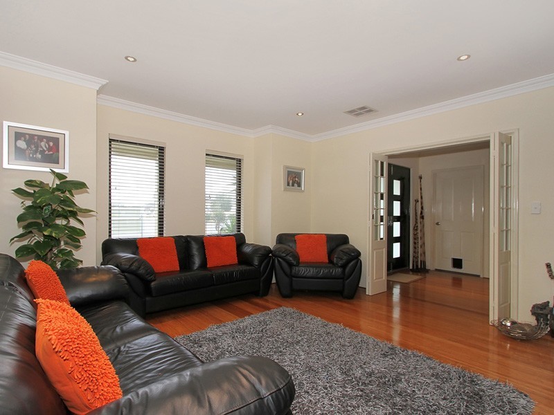 7 Beachside Dr, Burns Beach WA 6028