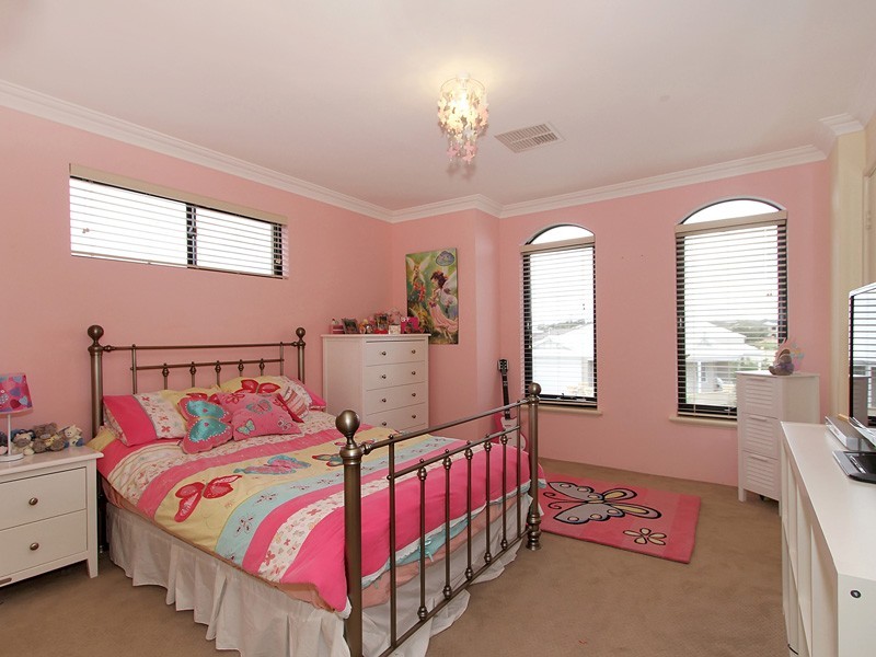 7 Beachside Dr, Burns Beach WA 6028
