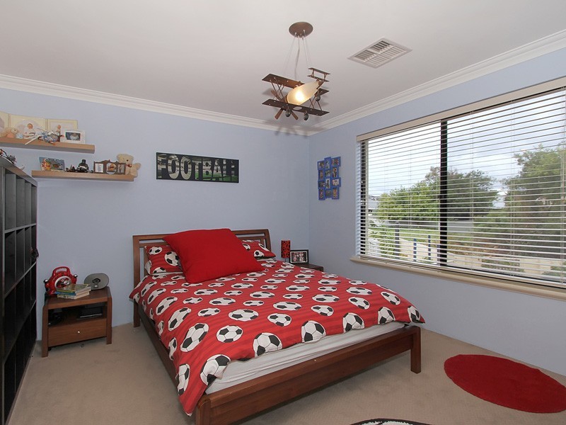 7 Beachside Dr, Burns Beach WA 6028