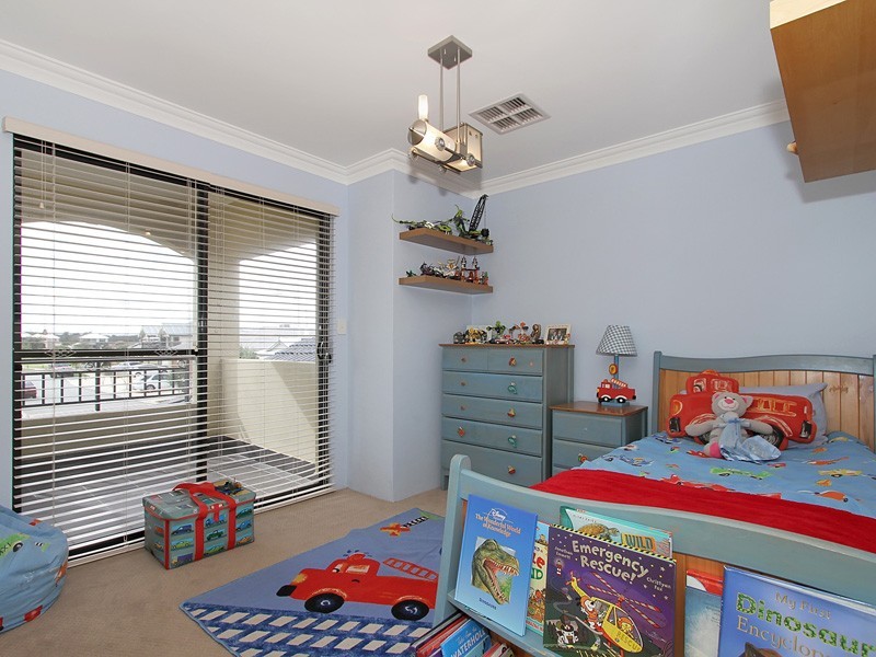 7 Beachside Dr, Burns Beach WA 6028