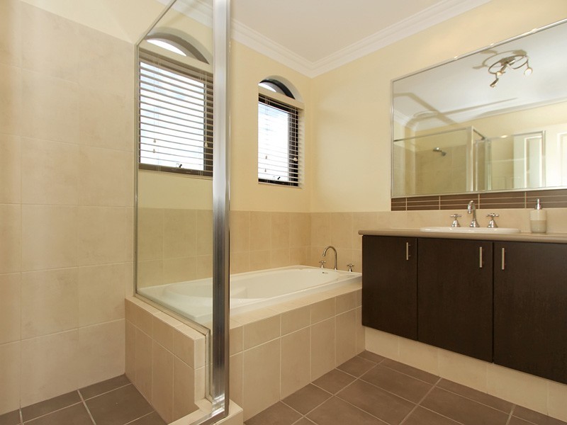 7 Beachside Dr, Burns Beach WA 6028