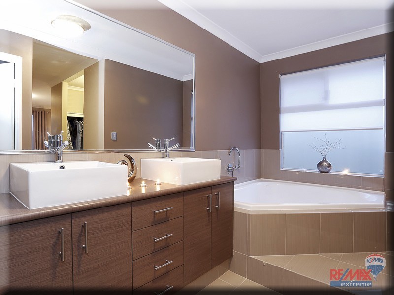 73 Kardan Drive, Yanchep WA 6035