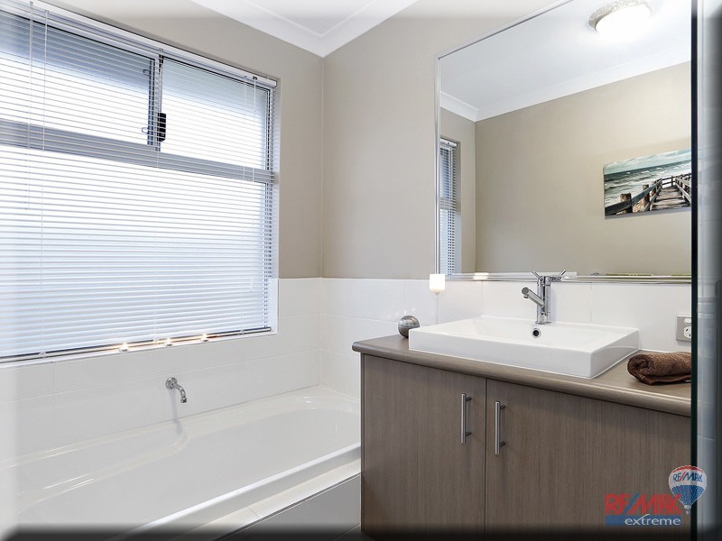 73 Kardan Drive, Yanchep WA 6035