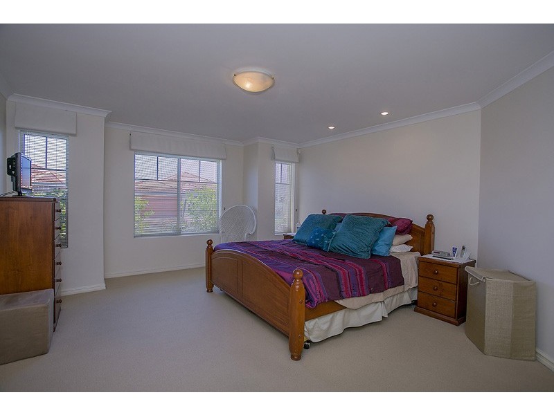 23 Boboli Way, Pearsall WA 6065