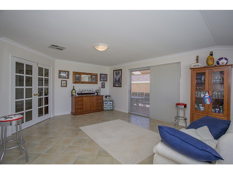 23 Boboli Way, Pearsall WA 6065