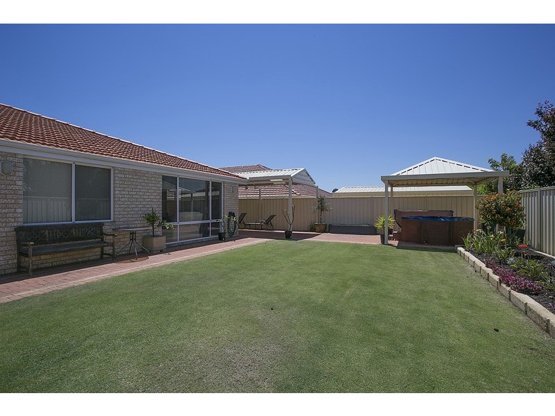 23 Boboli Way, Pearsall WA 6065