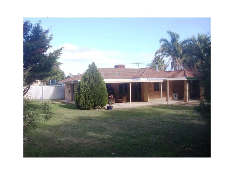 29 Sapling Way*, Hocking WA 6065