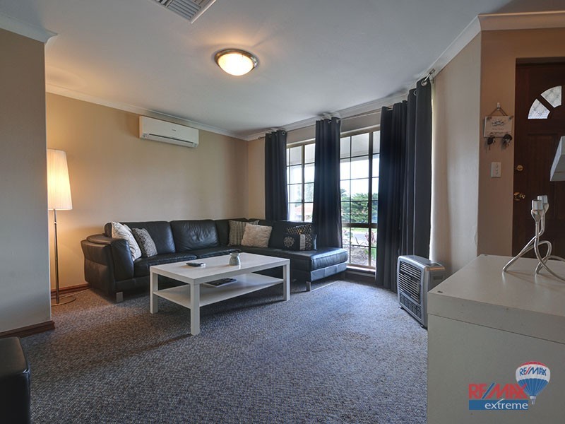 11 Greenfields Circle*, Hocking WA 6065