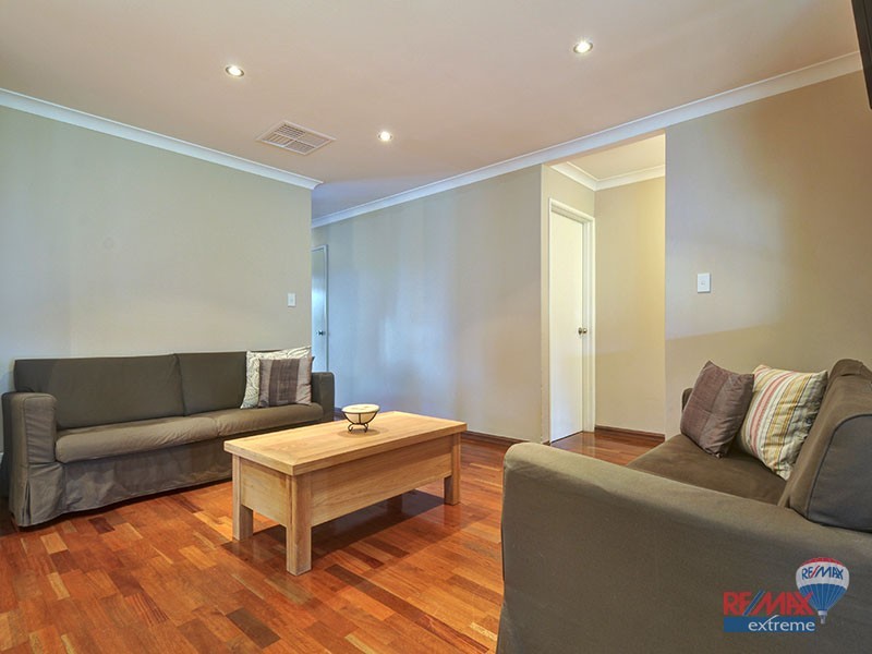 11 Greenfields Circle*, Hocking WA 6065