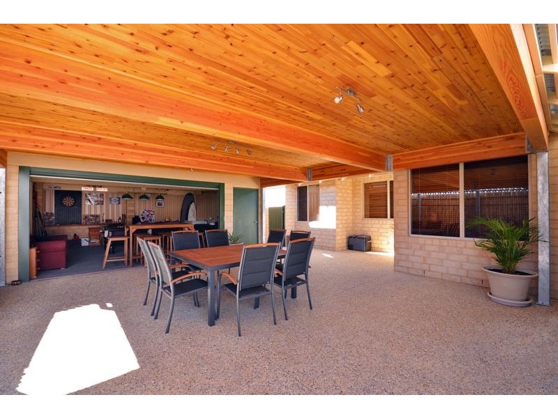 4 Ashburn Vista, Currambine WA 6028