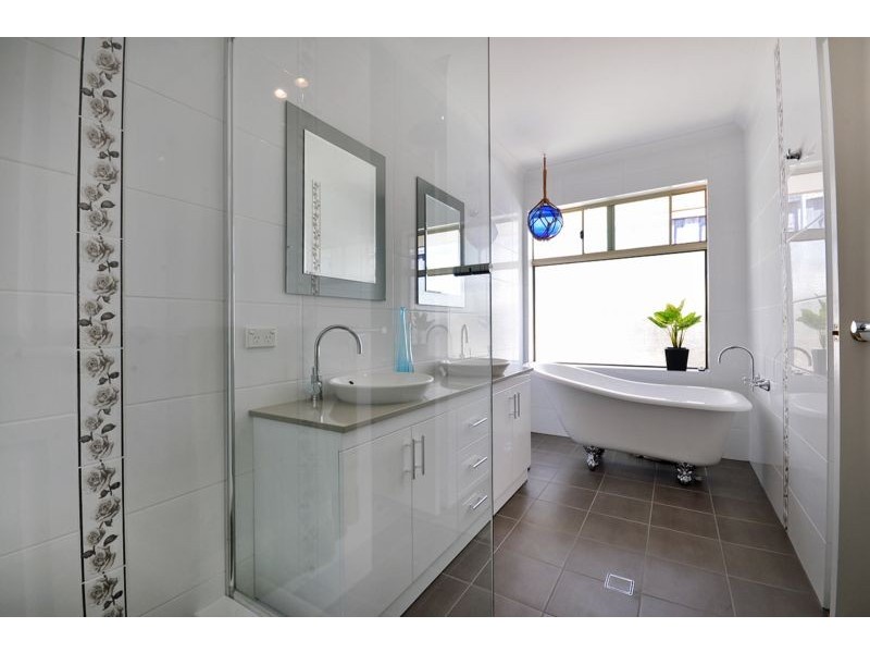 4 Ashburn Vista, Currambine WA 6028