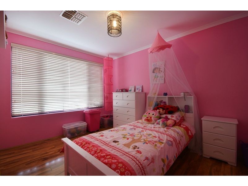 25 Vincent Rd, Sinagra WA 6065