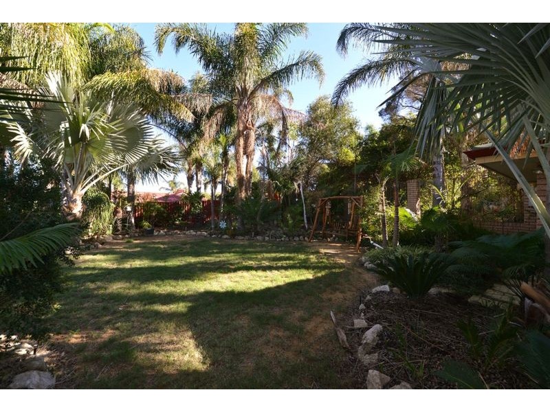 40 Paltara Way, Wanneroo WA 6065