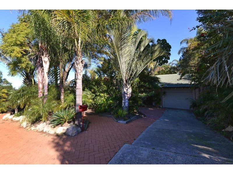 40 Paltara Way, Wanneroo WA 6065