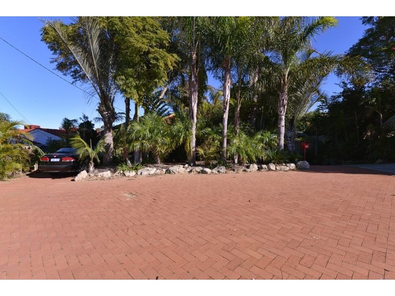 40 Paltara Way, Wanneroo WA 6065