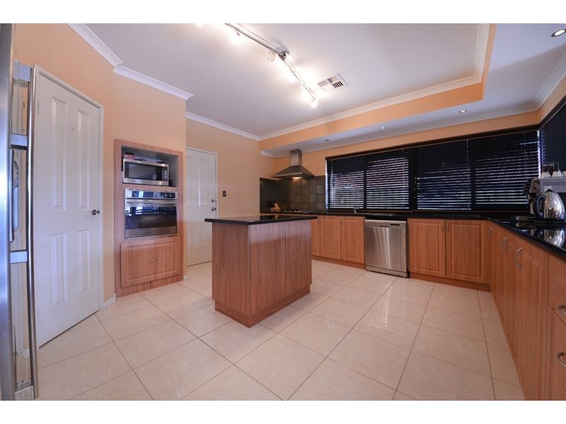 17 Baglione Green, Tapping WA 6065