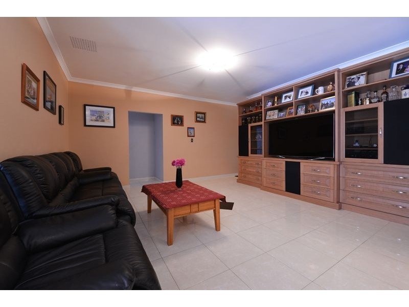 17 Baglione Green, Tapping WA 6065