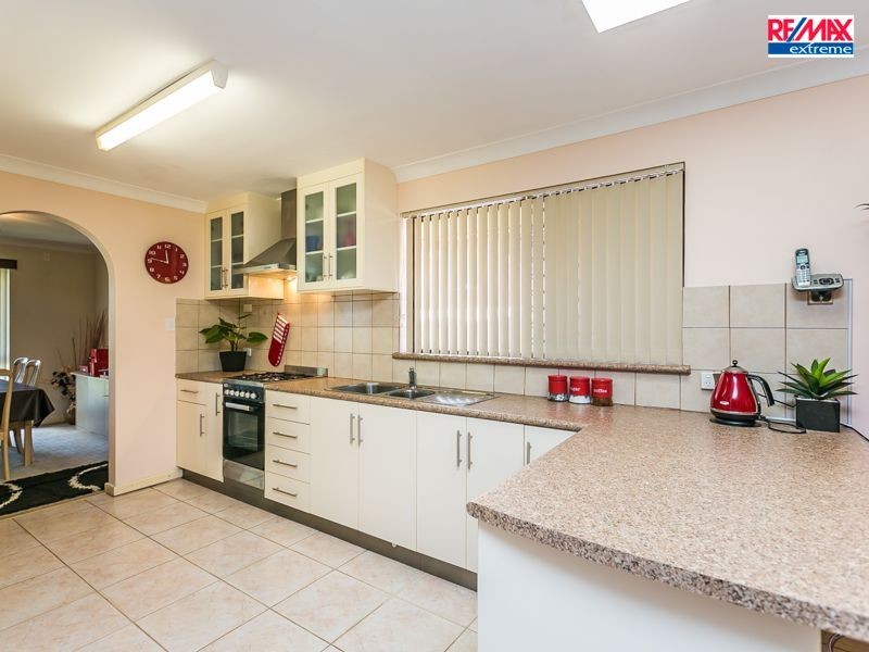 19 Cruise Court, Heathridge WA 6027