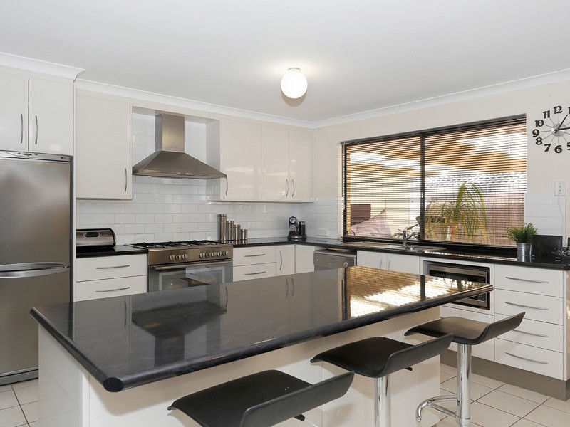 12 Gidley Cove, Quinns Rocks WA 6030