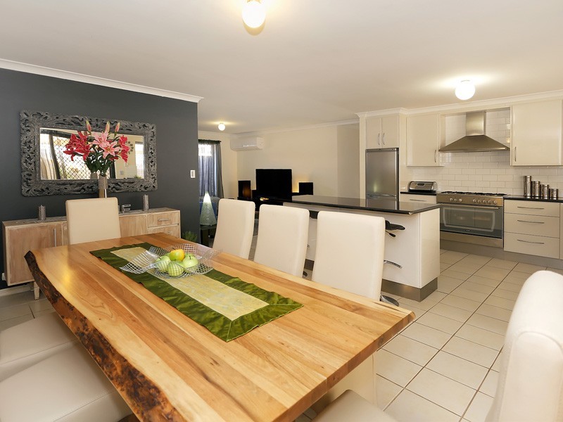 12 Gidley Cove, Quinns Rocks WA 6030