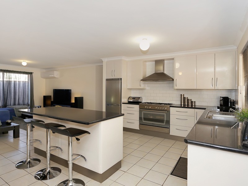 12 Gidley Cove, Quinns Rocks WA 6030