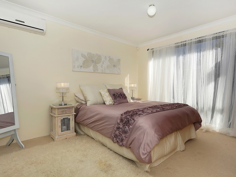 12 Gidley Cove, Quinns Rocks WA 6030
