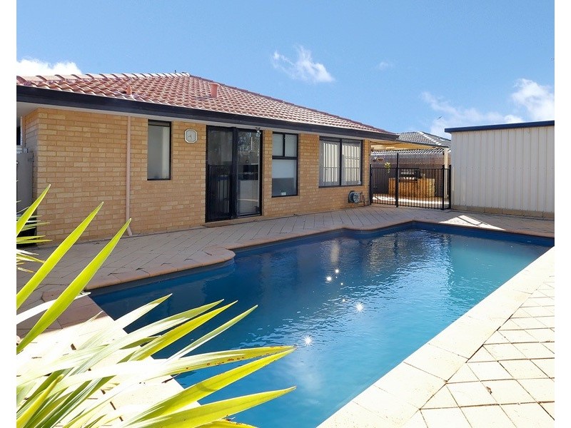 12 Gidley Cove, Quinns Rocks WA 6030