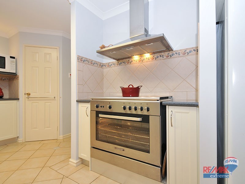 23 Amberley Way, Pearsall WA 6065