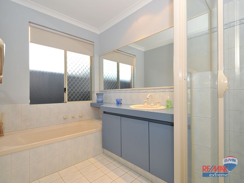 23 Amberley Way, Pearsall WA 6065